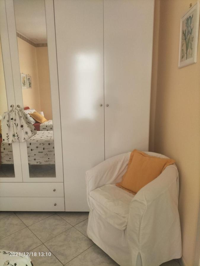 Beatrice Apartment Con 1Camera Da Letto, Un Soggiorno Cucina E Bagno Scordia Bagian luar foto